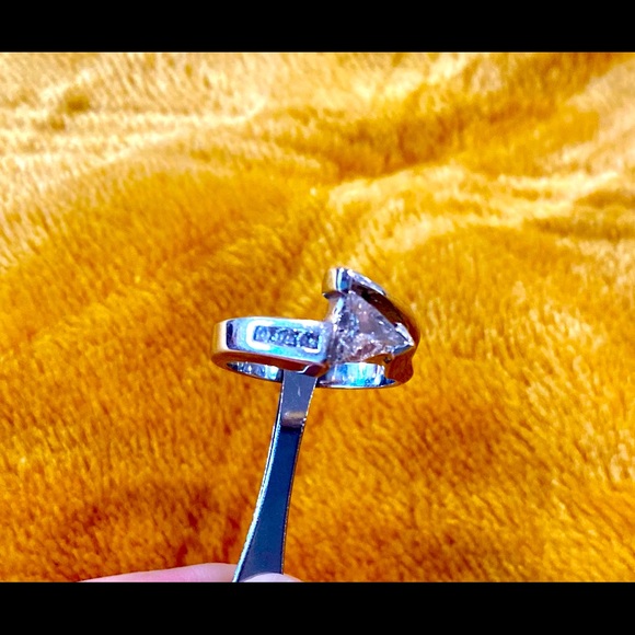Genuine Diamond Ring, custom Trilliant cut - Picture 4 of 17